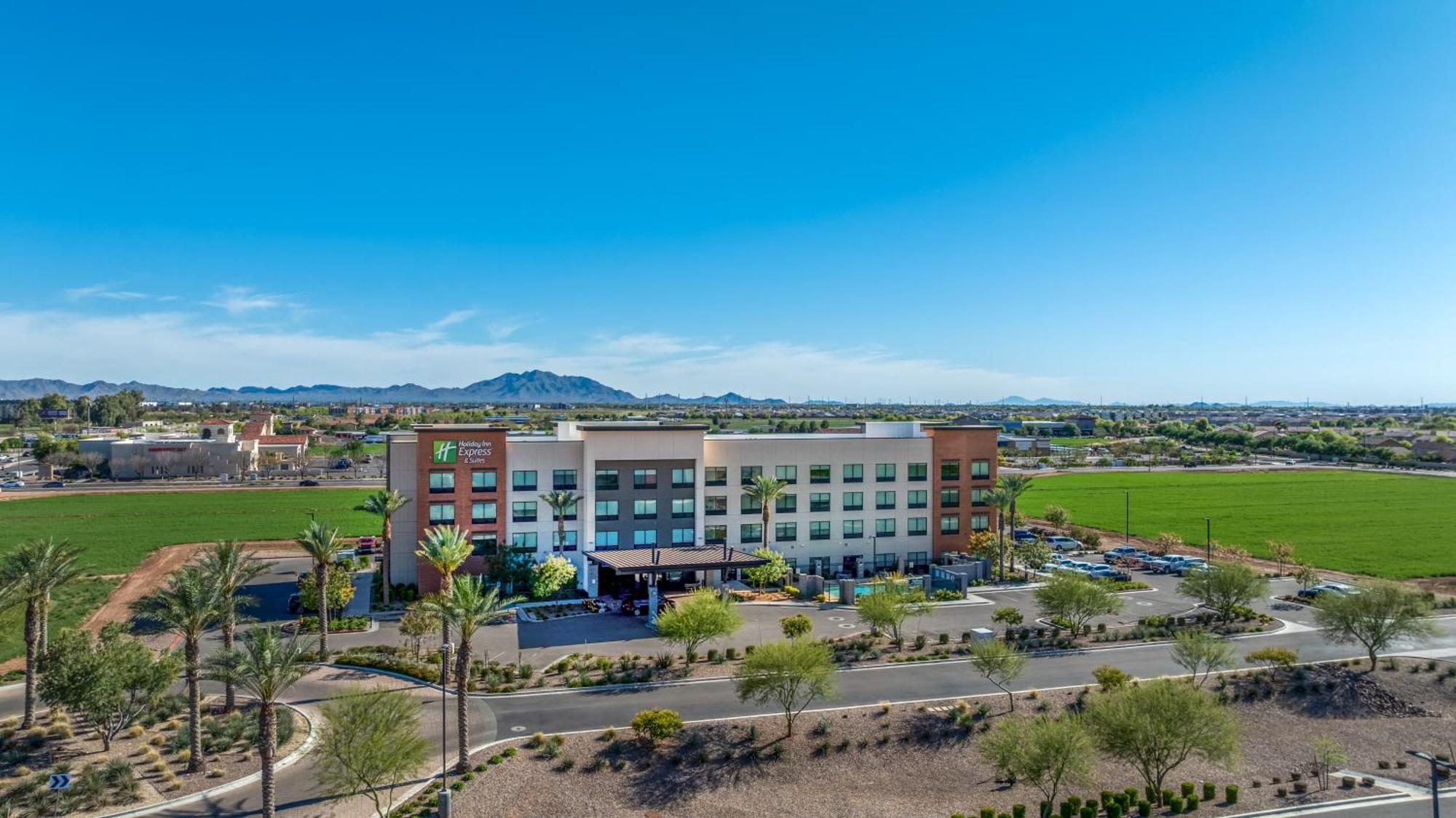 Holiday Inn Express & Suites - Gilbert - Mesa Gateway Airport Екстер'єр фото